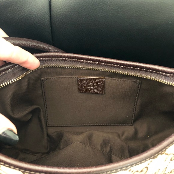 Gucci handbag! - Picture 4 of 4